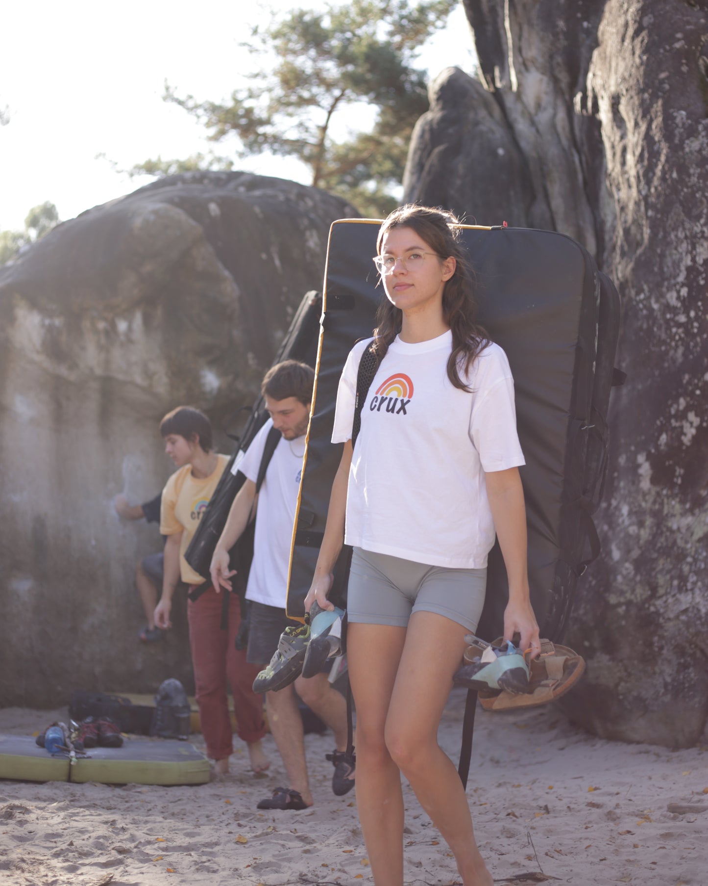 "CRUX RETRO" Cropped Tee